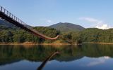 Brücke über See in Paju